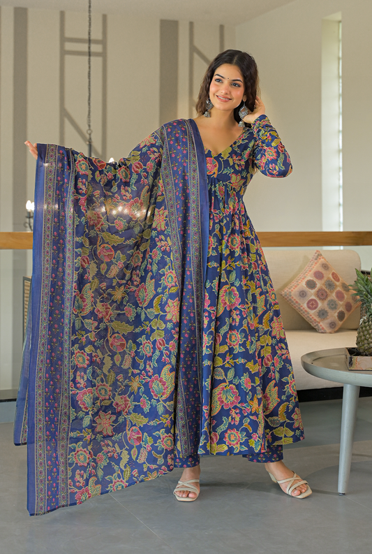 Inaaya blue cotton suit set