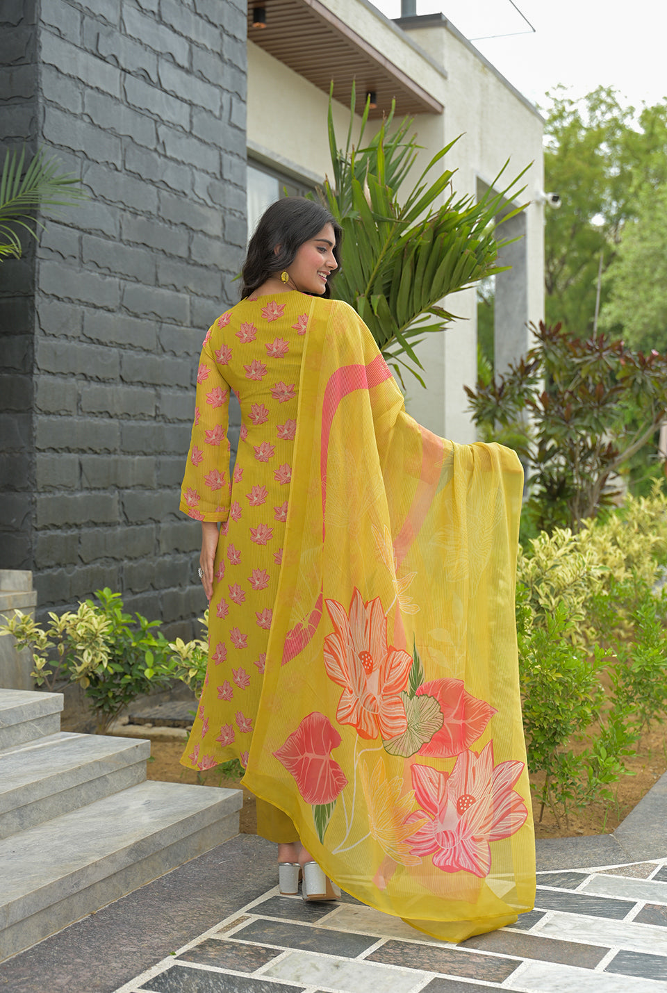 Saher yellow organza set