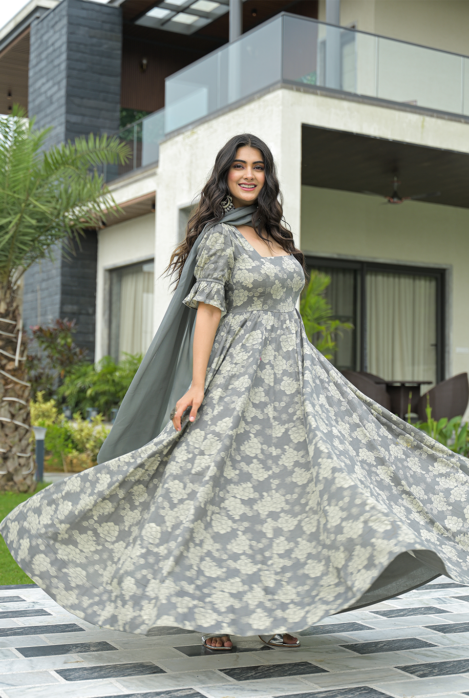 Akira Grey Maxi Set