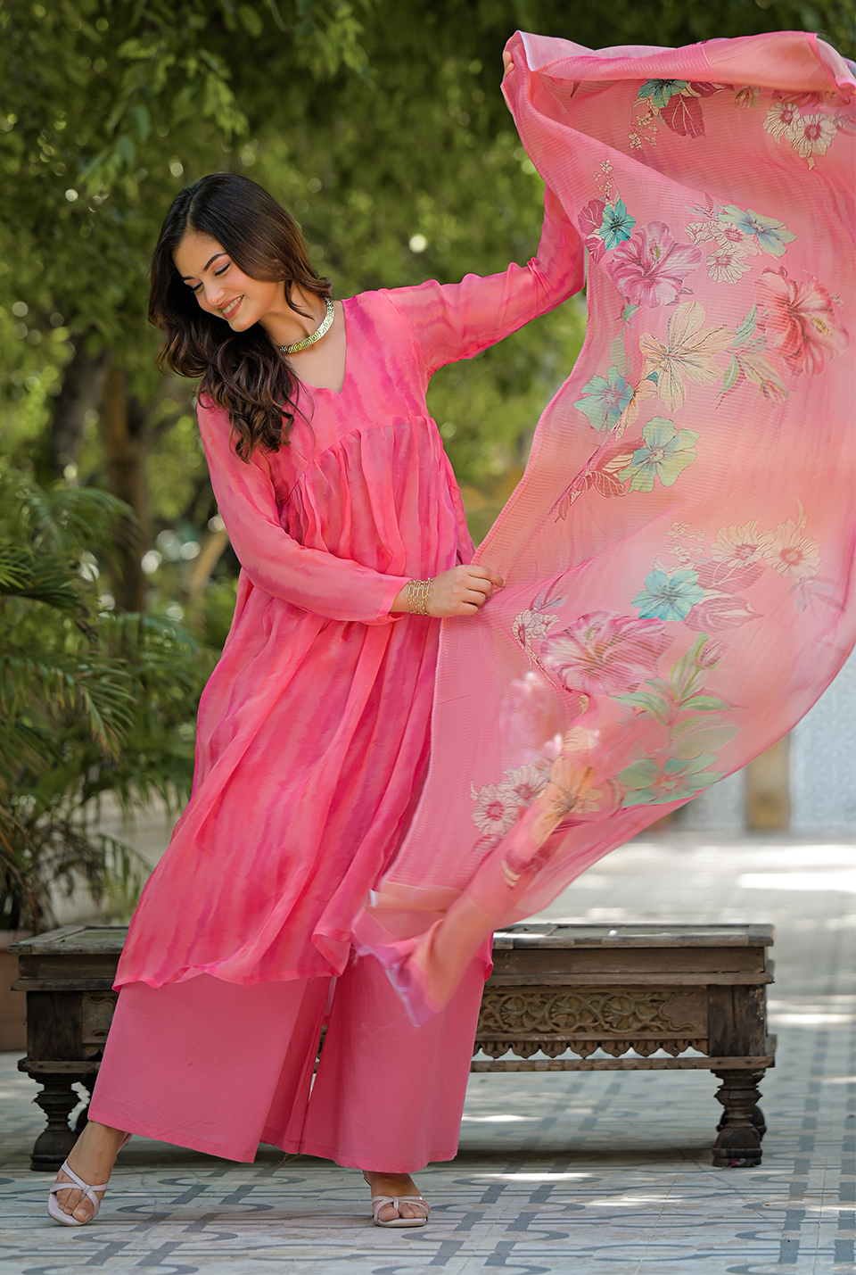 Lotus Pink organza Nyra Cut Set