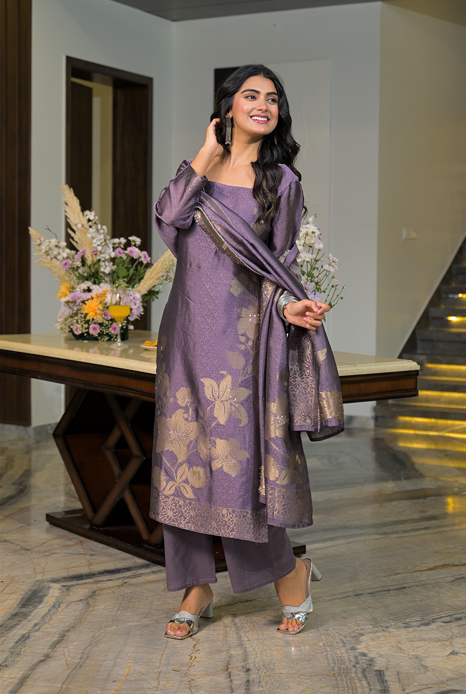 Ekanta silk suit set