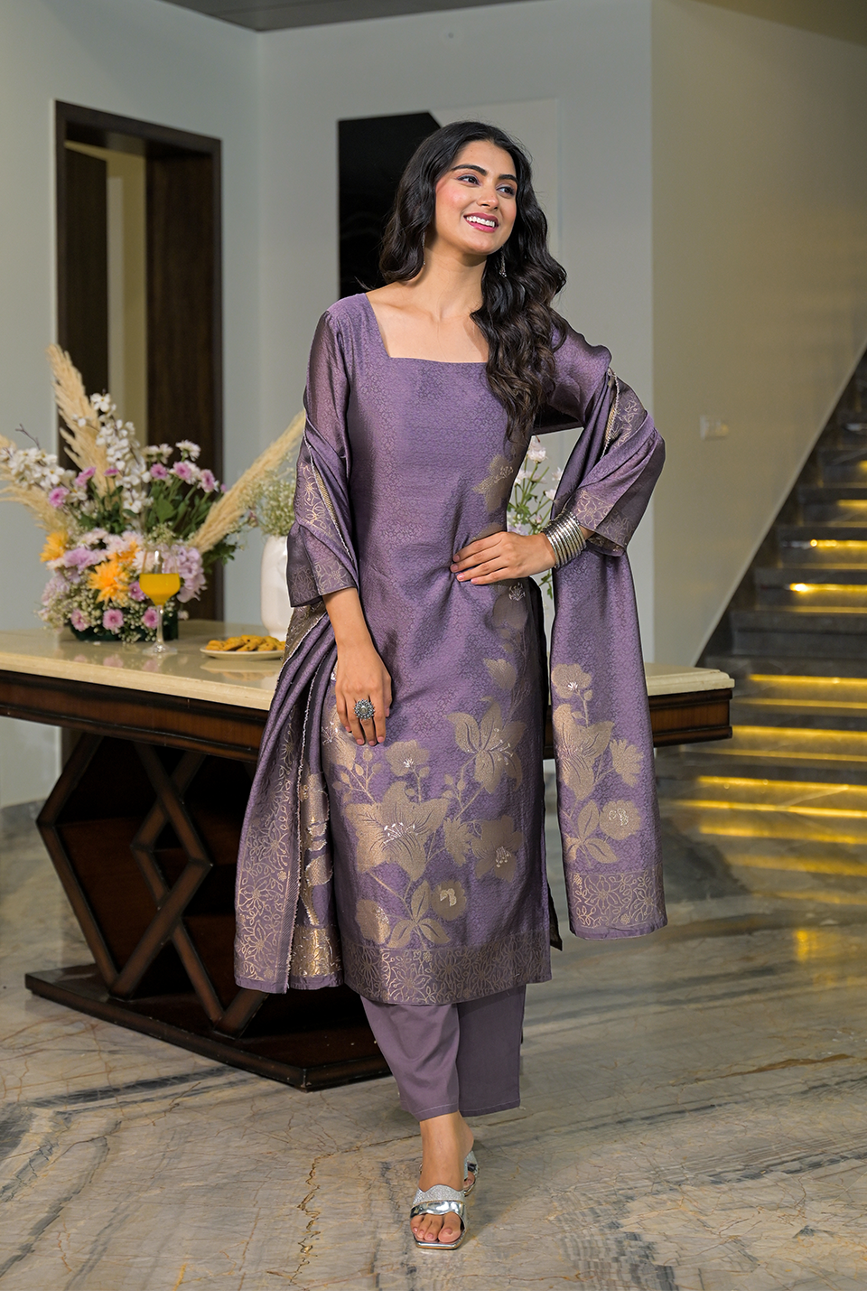 Ekanta silk suit set